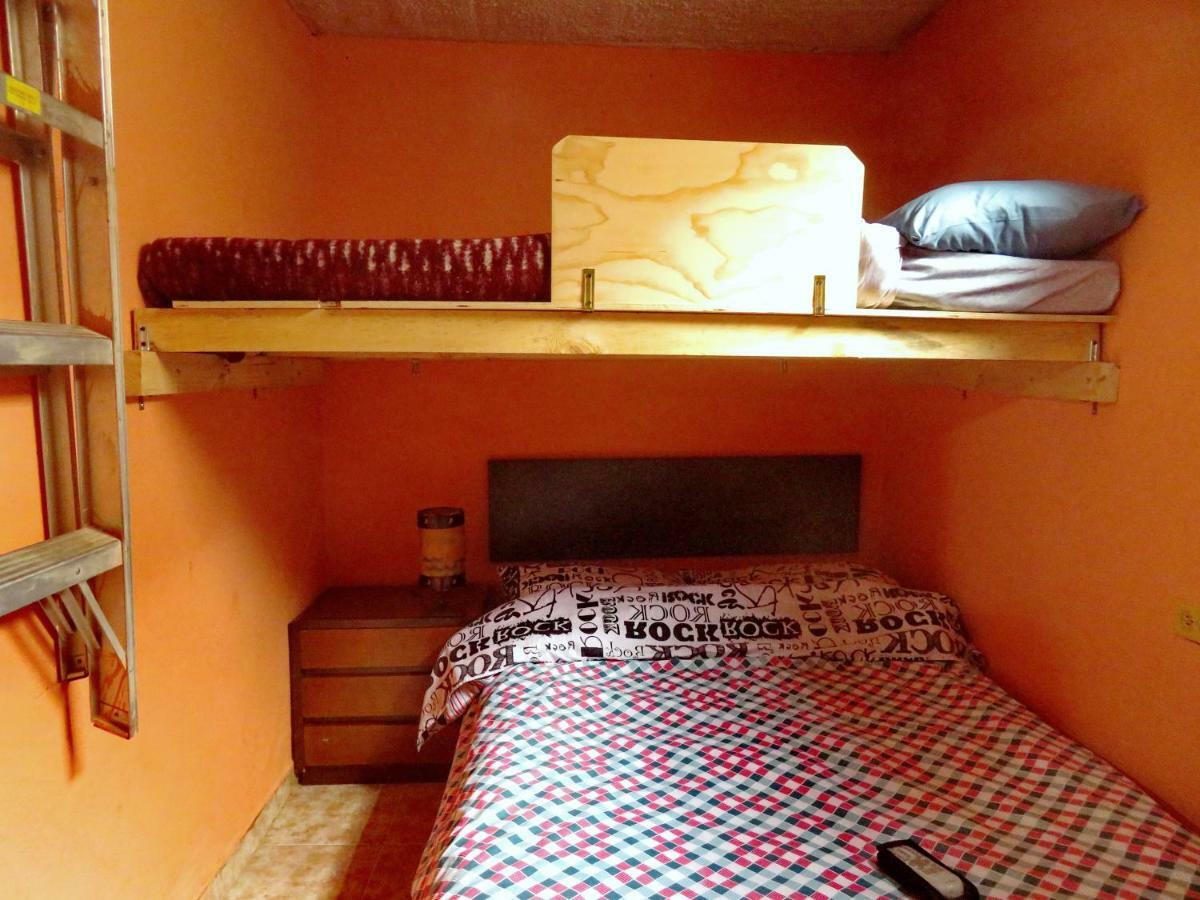 Okar Hostel - Bogota Airport Zewnętrze zdjęcie